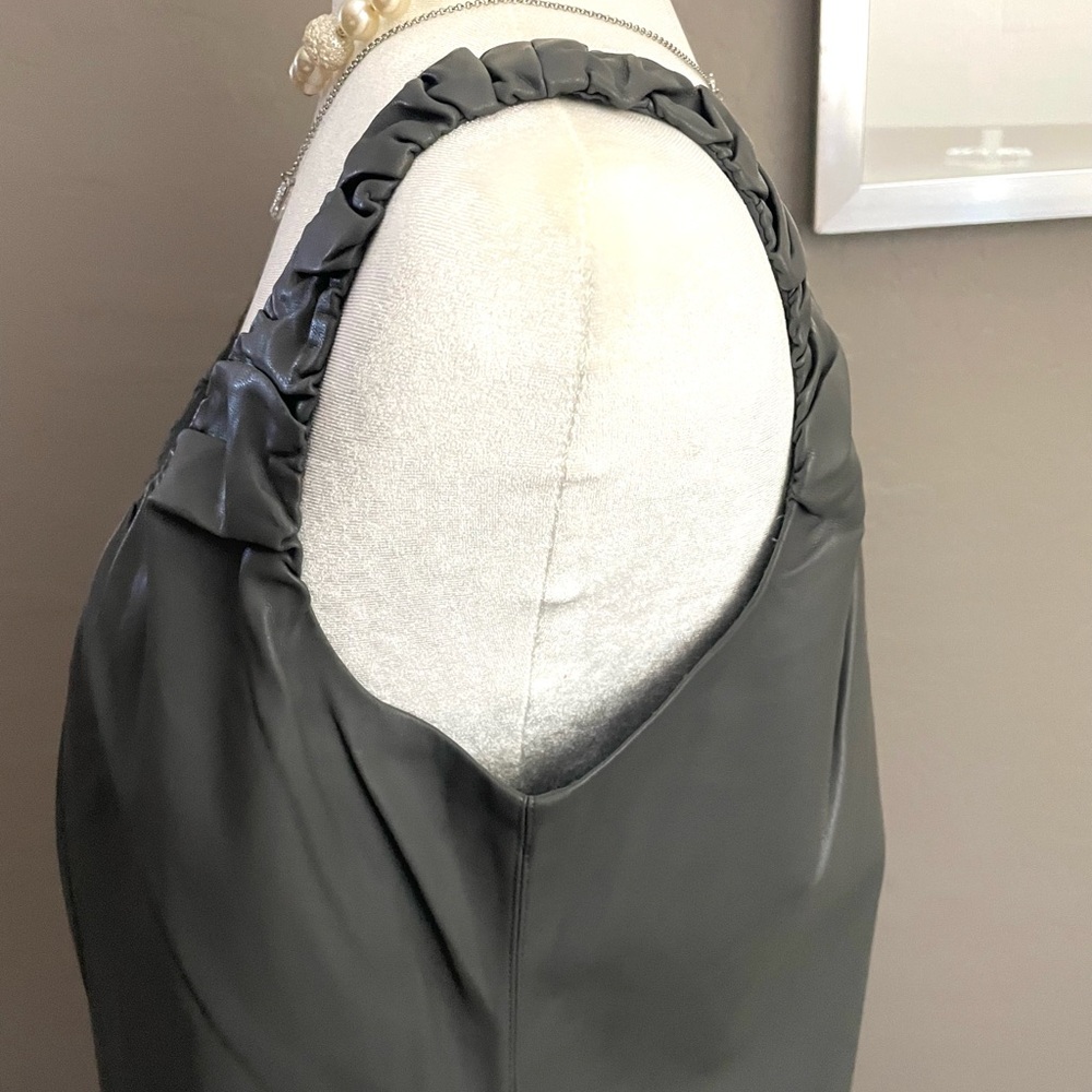 Dolce Cabo grey Sleeveless Top - Picture 7 of 10